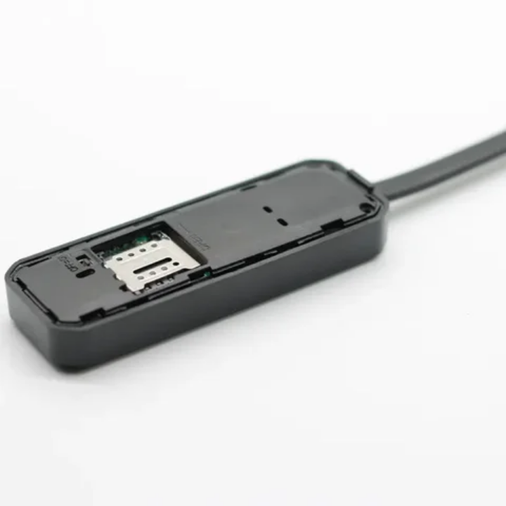 Mini Traceur GPS Voiture/Moto - Coupure Moteur à Distance + Alarme Anti-Sabotage + Suivi Temps Réel